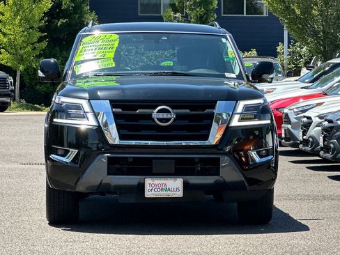 Used 2022 Nissan Armada SL w/ Captain's Chairs Package image 9