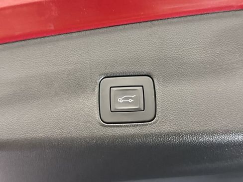 Used 2024 Chevrolet TrailBlazer LT w/ Convenience Package AWD/4WD image 25