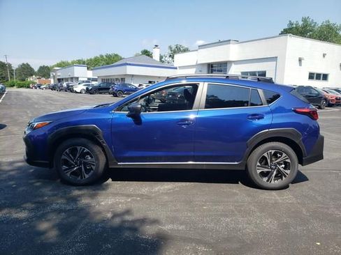 Used 2025 Subaru Crosstrek 2.0i Premium image 7