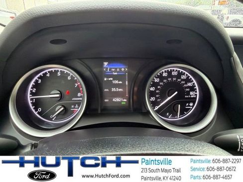 Used 2022 Toyota Camry LE FWD image 19