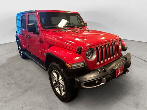 Used 2020 Jeep Wrangler Unlimited Sahara image 8