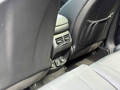 Used 2023 Hyundai Santa Fe Limited AWD/4WD image 27