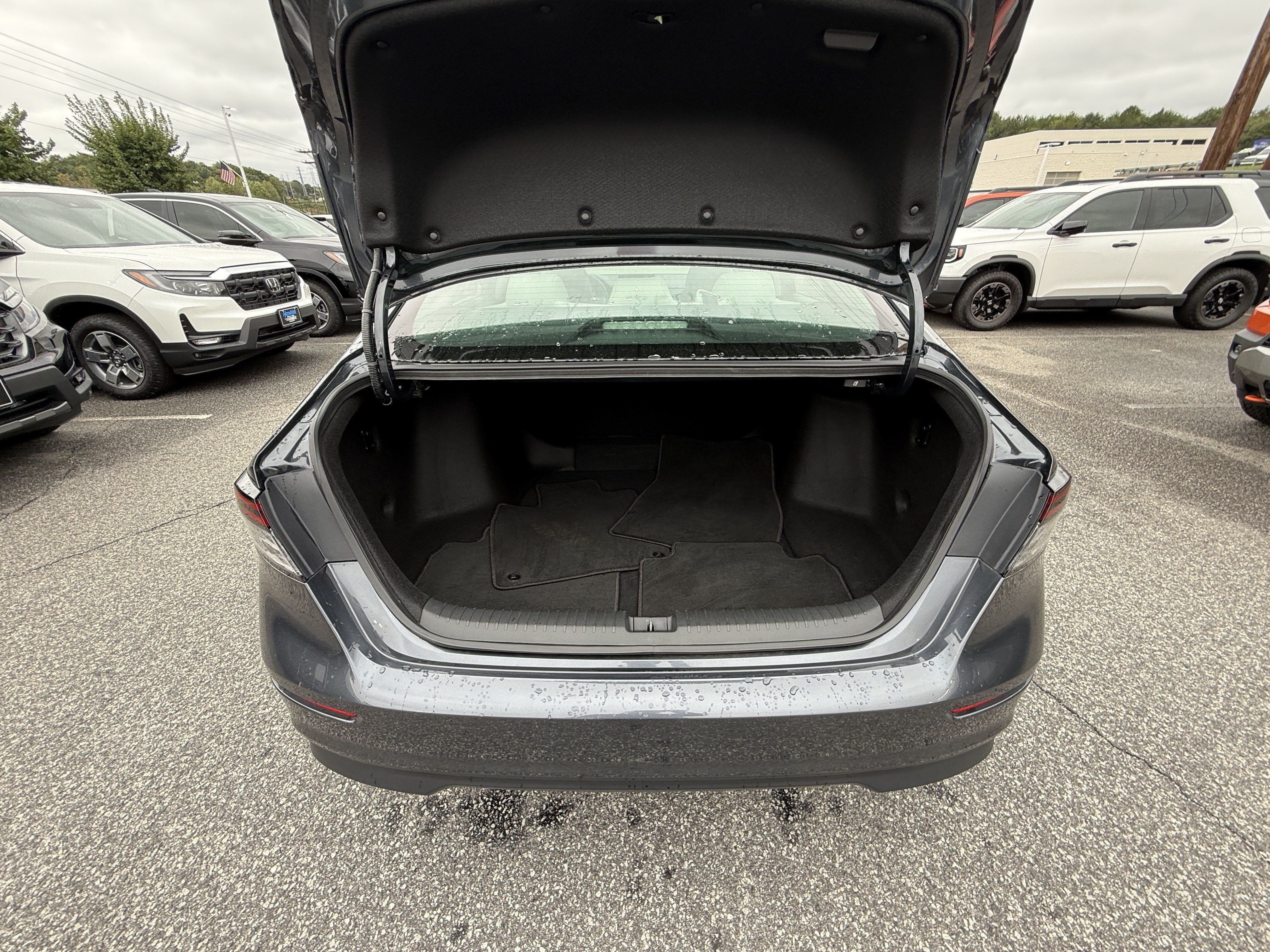 Certified 2024 Honda Accord LX image 32