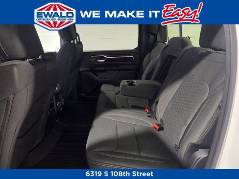 New 2026 RAM 1500 4x4 Crew Cab image 12