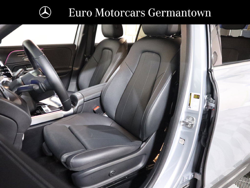 Used 2024 Mercedes-Benz EQB 300 4MATIC image 26