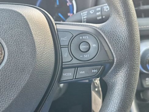 Certified 2025 Toyota RAV4 LE AWD/4WD image 25