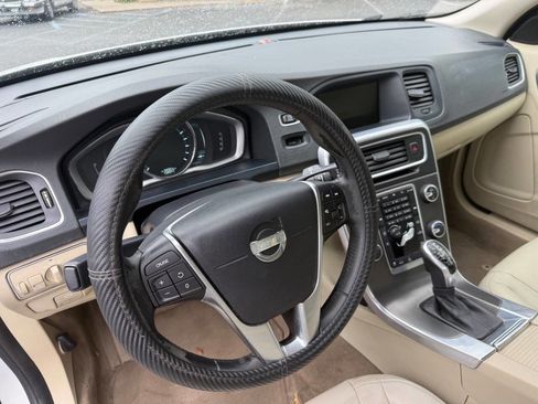 Used 2015 Volvo S60 T5 Premier FWD image 7