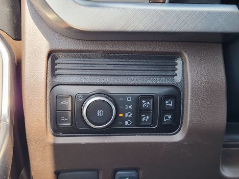 Certified 2025 Ford F250 King Ranch AWD/4WD image 22