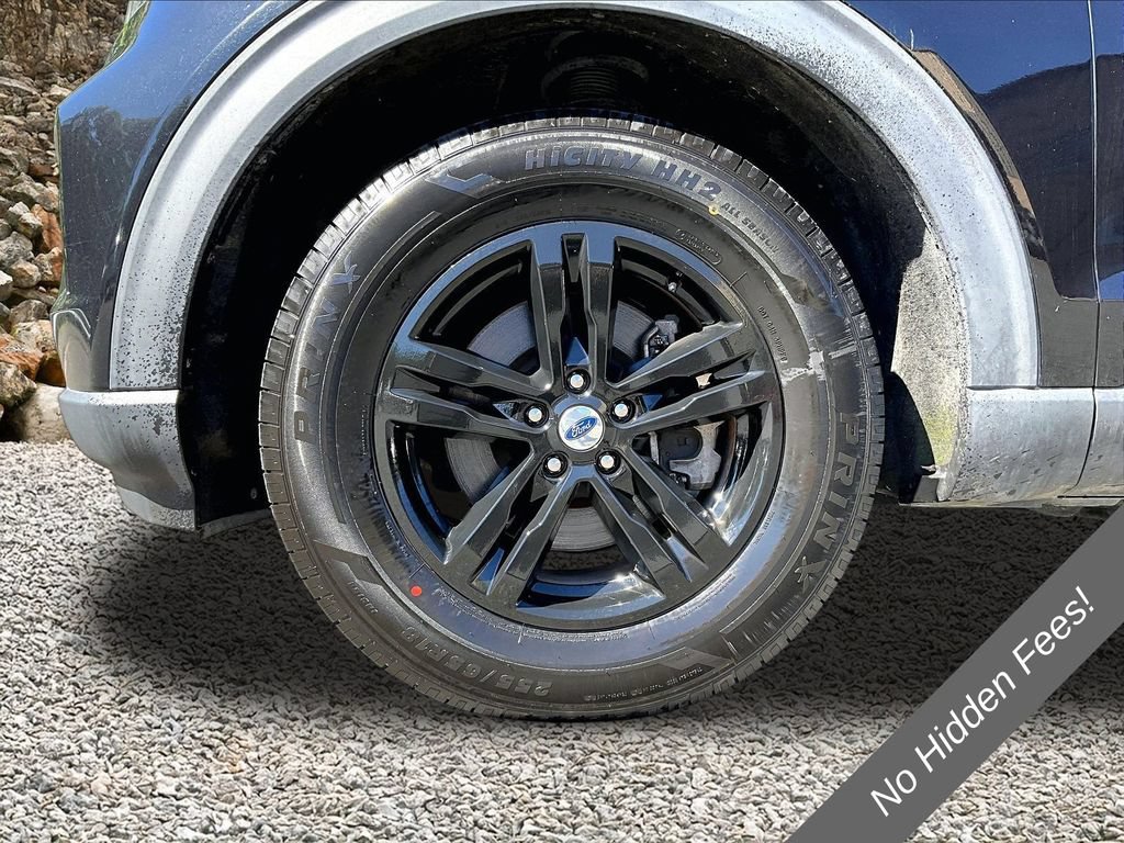 Used 2020 Ford Explorer XLT AWD/4WD image 9