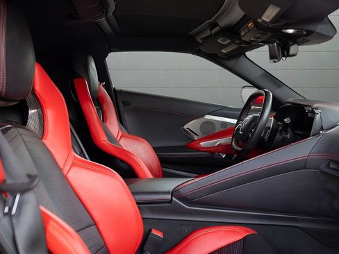 Used 2020 Chevrolet Corvette Stingray Preferred Cpe w/ 2LT Preferred Equipment Group RWD image 52