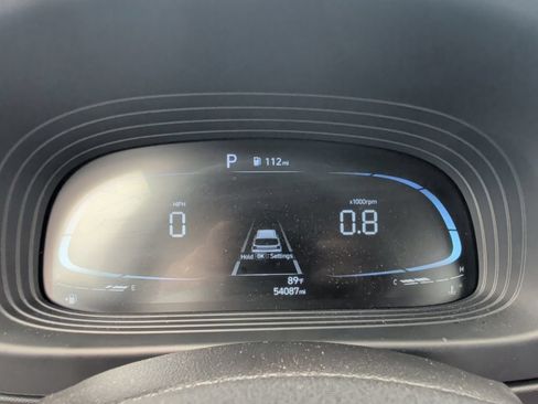 Used 2024 Hyundai Venue SEL FWD image 21