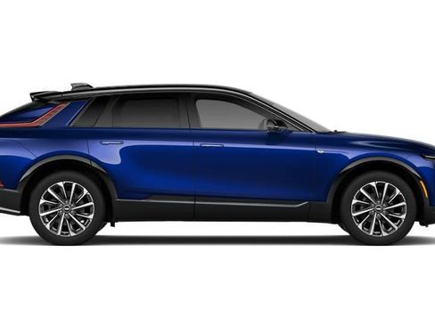 New 2027 Cadillac Lyriq Sport w/ LPO, Floor Liner Package AWD/4WD image 31