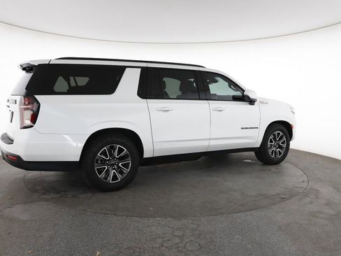 Certified 2024 Chevrolet Suburban Z71 w/ Z71 Off-Road Package AWD/4WD image 13
