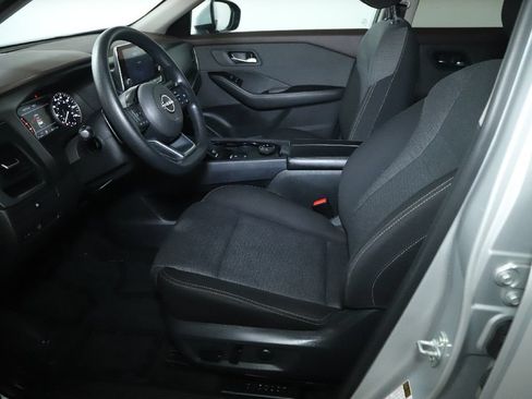 Used 2023 Nissan Rogue SV AWD/4WD image 18