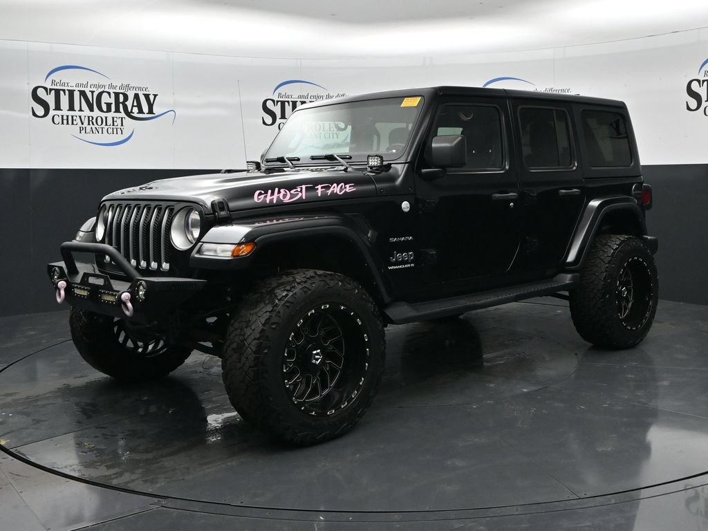 Used 2023 Jeep Wrangler Unlimited Sahara w/ Cold Weather Group AWD/4WD image 3