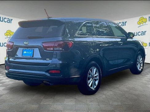 Used 2019 Kia Sorento AWD image 6
