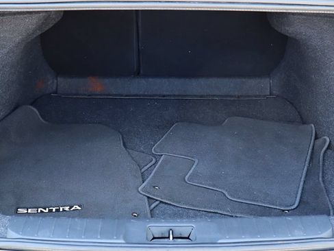 Used 2021 Nissan Sentra SV FWD image 23