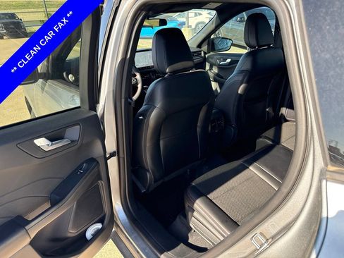Used 2024 Ford Escape ST-Line w/ Tech Pack #1 FWD image 7
