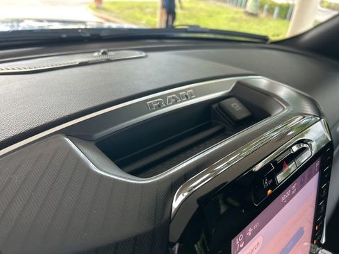 Used 2025 RAM 1500 Big Horn image 40