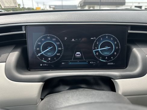 Used 2023 Hyundai Tucson Limited AWD/4WD image 17