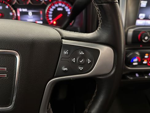 Used 2015 GMC Sierra 1500 SLE w/ SLE Value Package AWD/4WD image 18