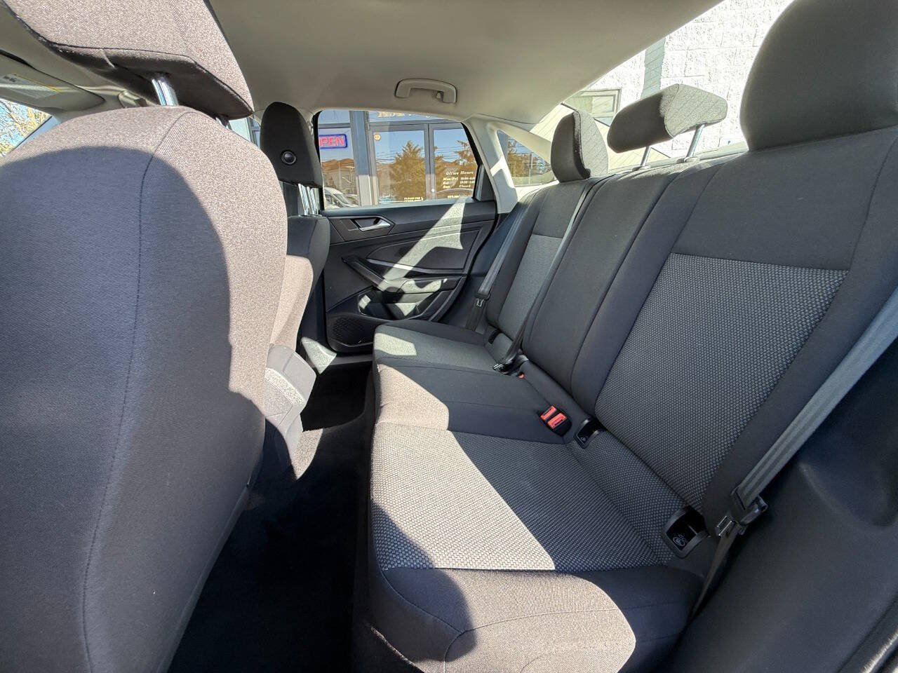 Used 2019 Volkswagen Jetta SE FWD image 7