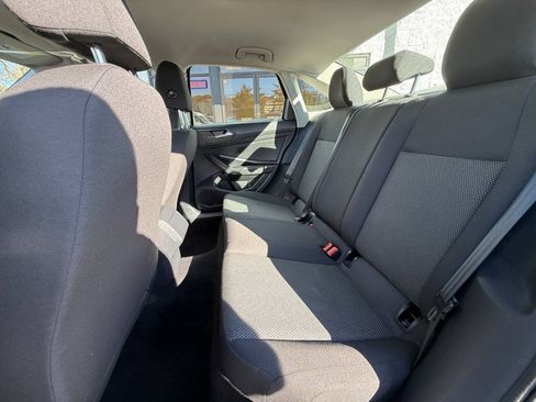 Used 2019 Volkswagen Jetta SE FWD image 7
