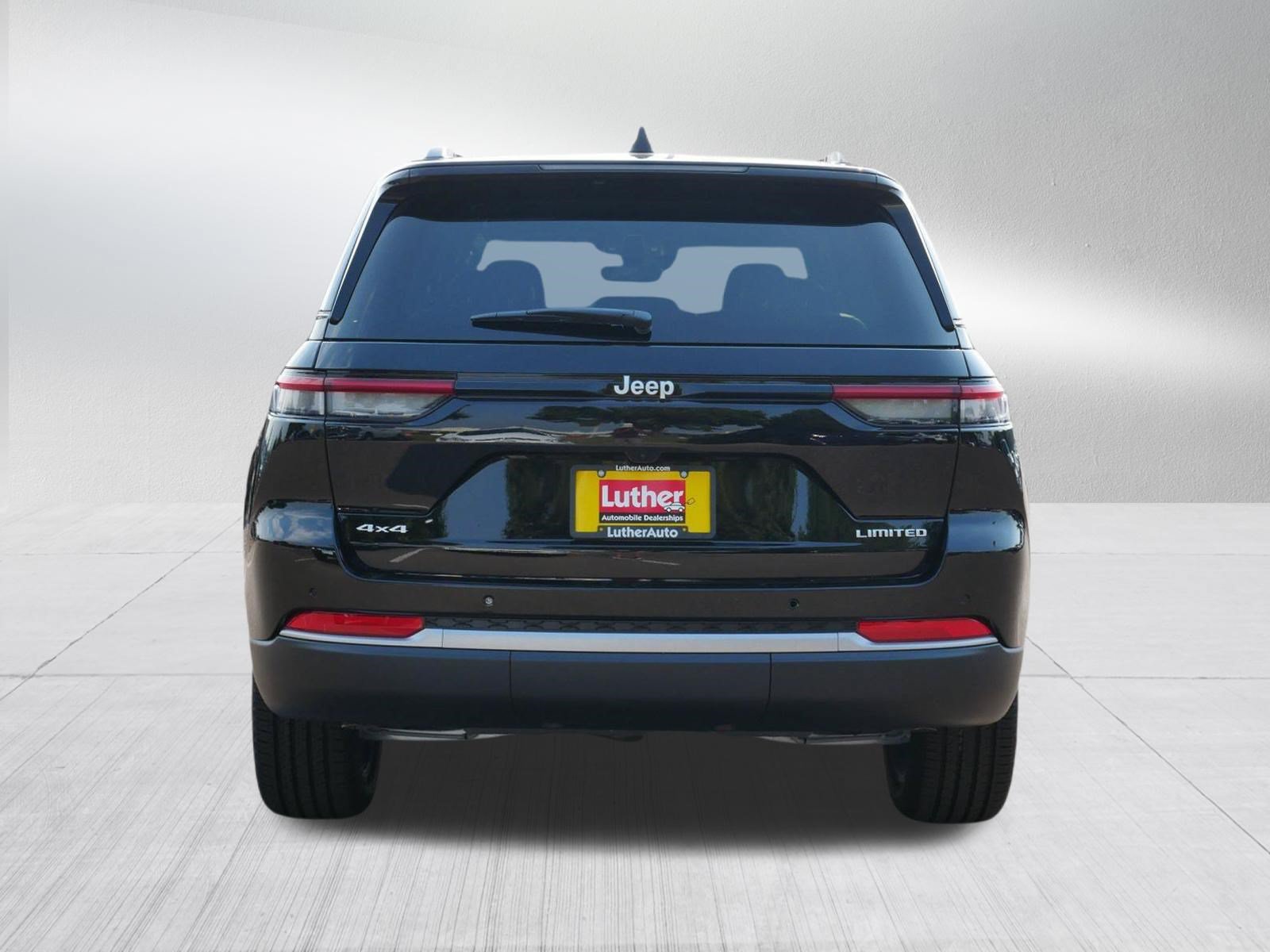 New 2026 Jeep Grand Cherokee Limited AWD/4WD image 6