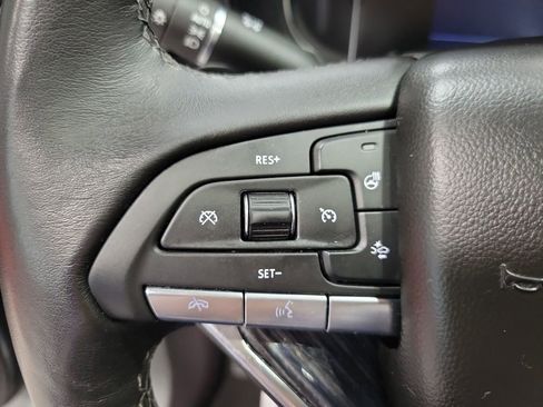 Used 2025 Cadillac XT6 Premium Luxury image 53