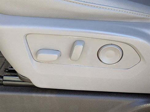 Used 2023 GMC Sierra 1500 SLT w/ X31 Off-Road Package image 22