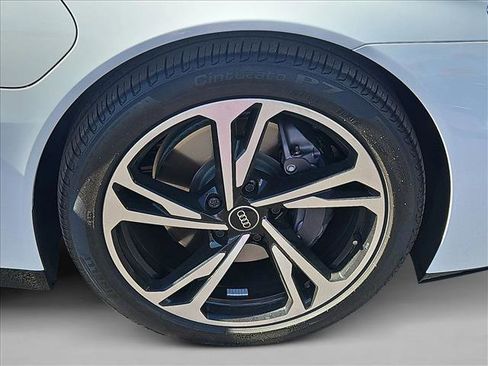 Used 2024 Audi e-tron GT Premium Plus w/ Performance Package image 24
