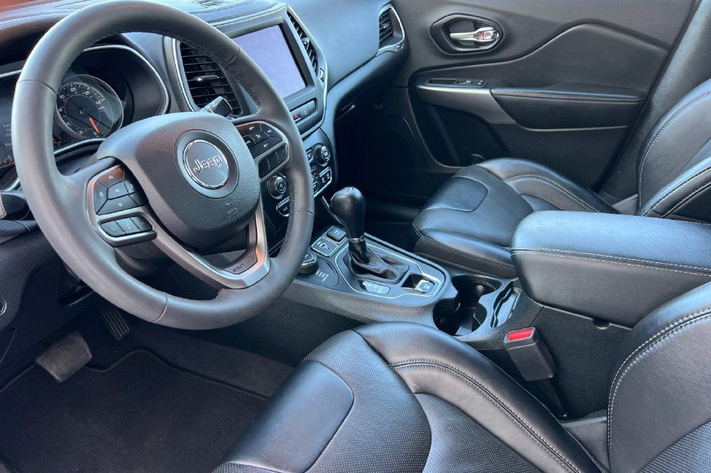 Used 2022 Jeep Cherokee Latitude Lux AWD/4WD image 13
