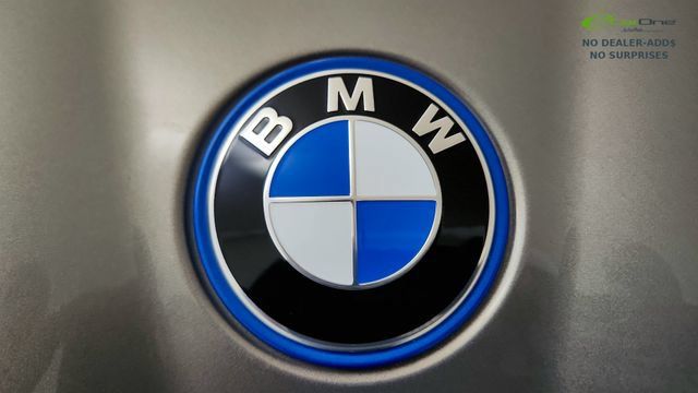 Used 2026 BMW i5 eDrive40 w/ M Sport Package RWD image 31