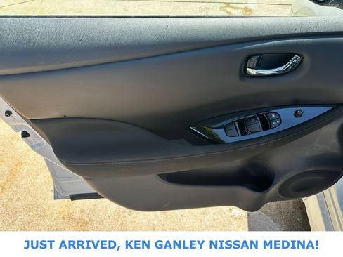 Certified 2024 Nissan Leaf SV Plus FWD image 14