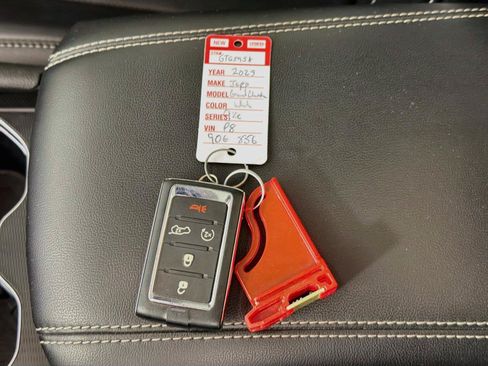 Used 2023 Jeep Grand Cherokee 30th Anniversary AWD/4WD image 4