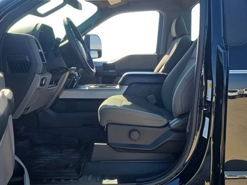 Used 2017 Ford F250 XL w/ Power Equipment Group AWD/4WD image 9