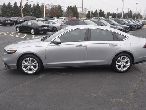 Certified 2025 Honda Accord LX image 4