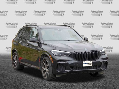 Certified 2023 BMW X5 xDrive45e w/ M Sport Package image 2