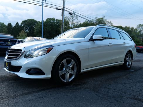 Used 2014 Mercedes-Benz E 350 4MATIC Wagon image 89