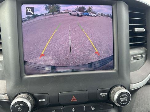 Used 2020 RAM 1500 Big Horn AWD/4WD image 25