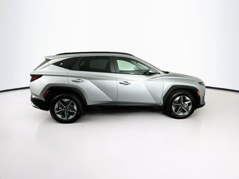 Used 2025 Hyundai Tucson SEL FWD image 10
