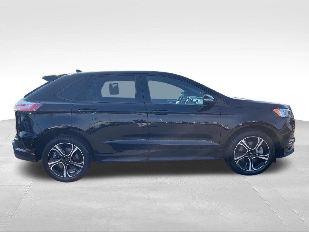 Used 2023 Ford Edge ST AWD/4WD image 6