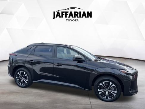 Used 2024 Toyota bZ4X XLE image 3