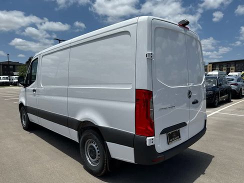 New 2025 Mercedes-Benz Sprinter 2500 image 8