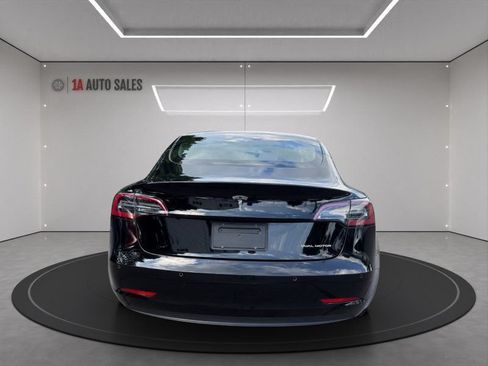 Used 2022 Tesla Model 3 Long Range AWD/4WD image 4