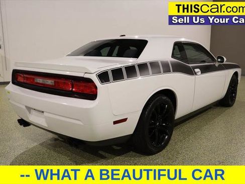 Used 2014 Dodge Challenger R/T image 7