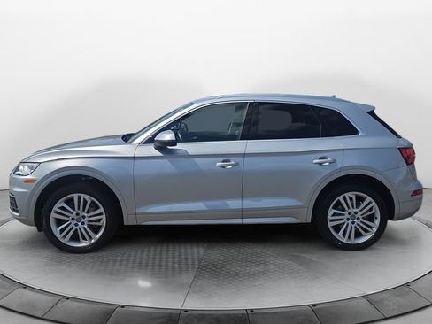 Used 2019 Audi Q5 2.0T Premium Plus w/ Premium Plus Package AWD/4WD image 2