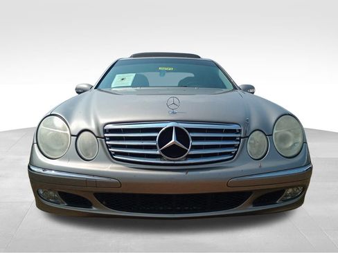 Used 2004 Mercedes-Benz E 500 Sedan image 2