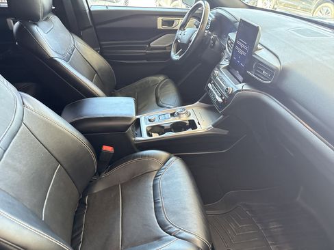 Used 2020 Ford Explorer ST w/ Premium Technology Package AWD/4WD image 16