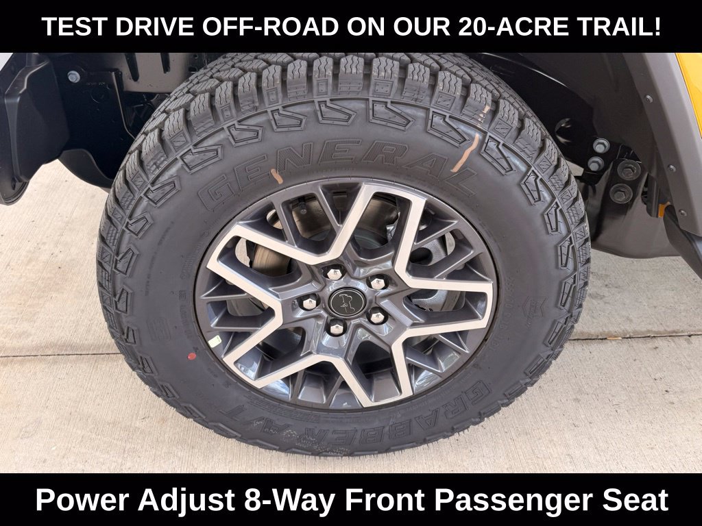 New 2026 Jeep Wrangler Unlimited Sahara AWD/4WD image 32